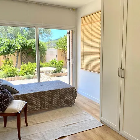 Isabel Sitges, Rocamar *